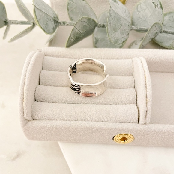 925 Sterling Silver Lace Up Ring Criss Cross Ring Modern Minimalist Ring - Picture 7 of 11